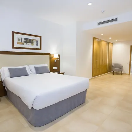 Ξενοδοχείο Albufera 4*